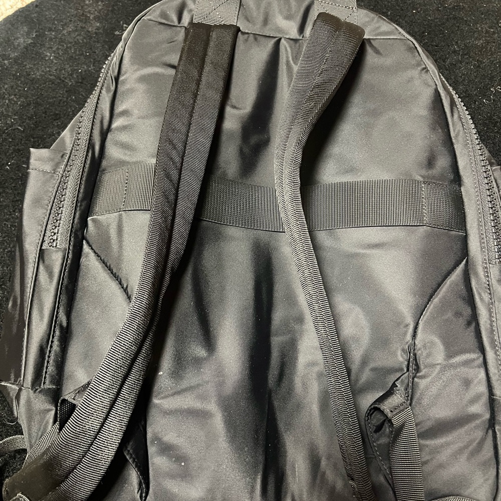 Lululemon Backpack - Picture 3 of 3